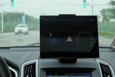 视频 | 福特自动驾驶新成果，“红绿灯关联+左转辅助”技术首秀