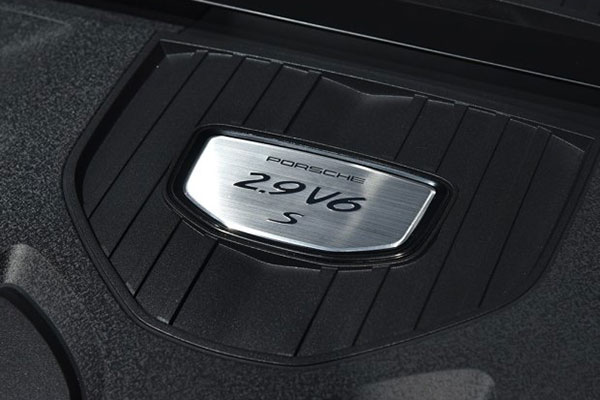 新Panamera 4S搭载的2.9T V6发动机