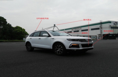 众泰自动驾驶S弯