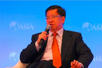 博鳌论坛龙永图谈合资股比：市场经济不应搞民族主义，50%的限制意义不大