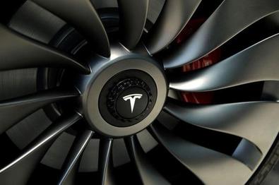 特斯拉Q4量产Model 3，再建3座超级工厂