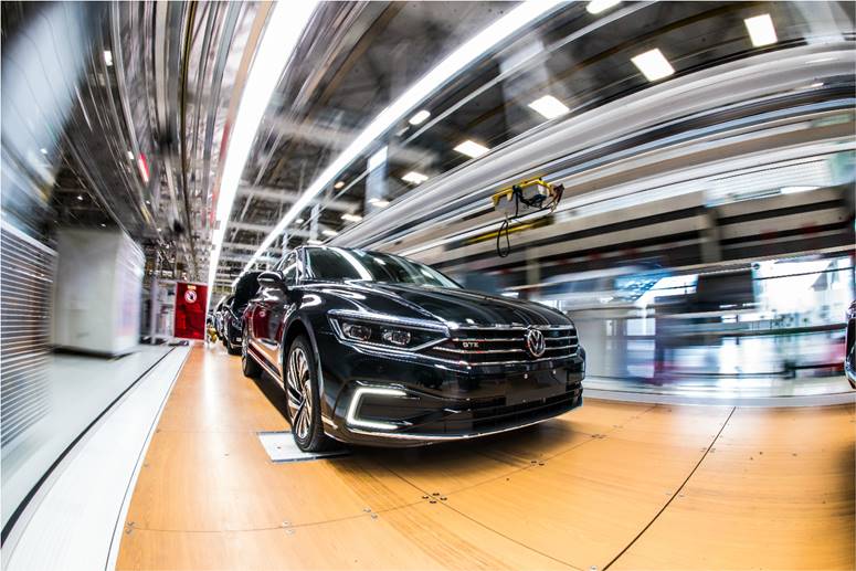 严控总装线每一个环节，确保产品的高品质