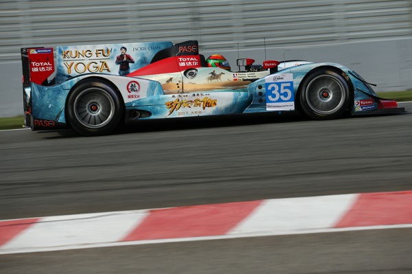 董荷斌与队友驾驶的35号Oreca 03R赛车参加LMP2组别比赛