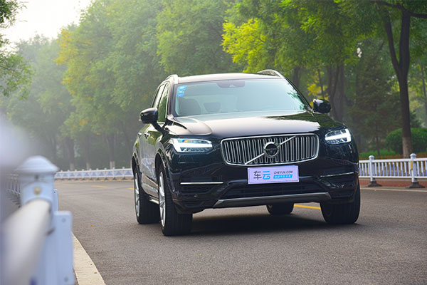 试驾沃尔沃XC90 T8，来自北欧的优雅绅士