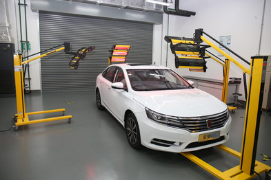 “家轿跑分王”荣威i6的百分安全如何炼成？