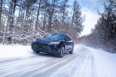 新能源汽车在冰天雪地如何表现？AITO问界M5给出答案