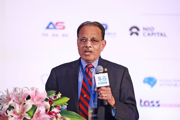 原美国高速公路安全管理局（NHTSA）研究副署长Dr. Joseph Kanianthra