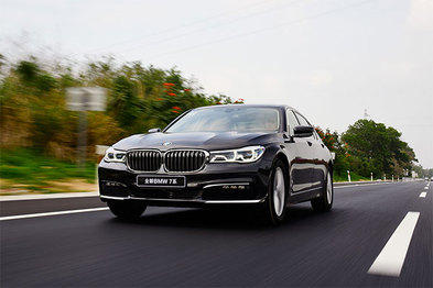 试驾：玩科技的宝马7系，把四缸2.0T塞进730Li体内又如何？