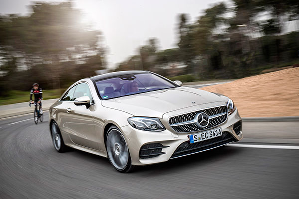 新一代奔驰E Coupe
