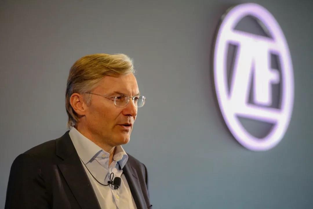 采埃孚ceo施艾德