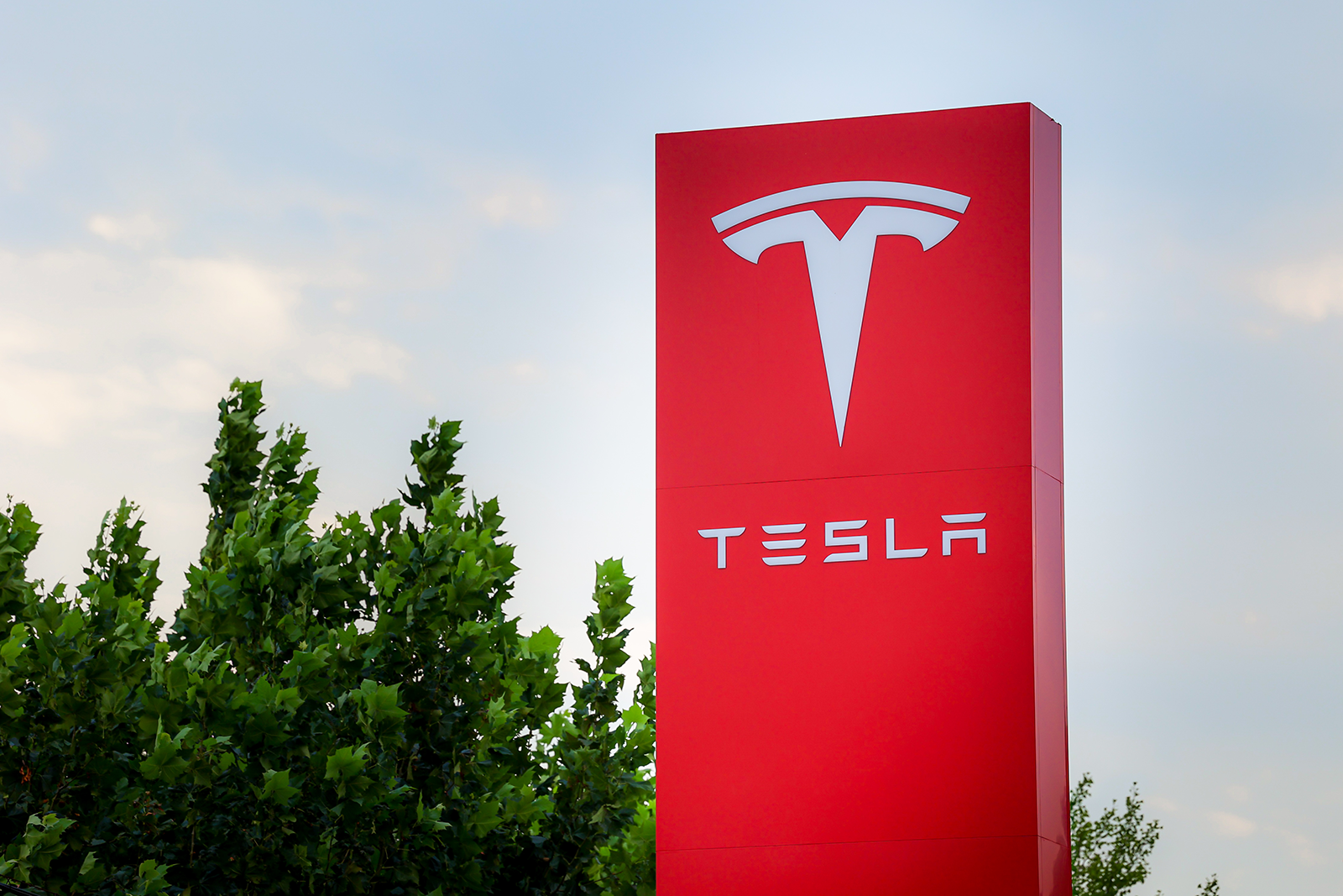 特斯拉计划扩大上海工厂产能，以满足海外需求