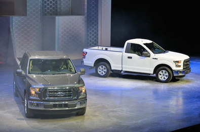 皮卡也要轻量化，换了个“脑袋”的新款F-150