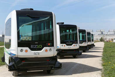 还记得那两台名叫WEpod的无人驾驶公交车么？这个项目又有了新进展
