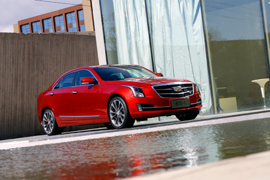 主宰未来，谁会是量产豪华车的最强大脑