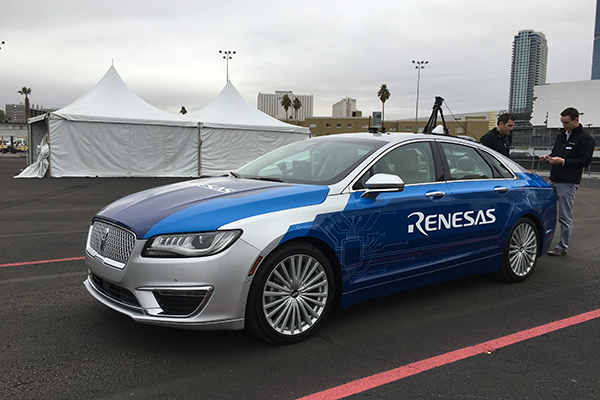基于林肯MKZ、搭载了瑞萨R-Car H3平台解决方案的无人驾驶测试车