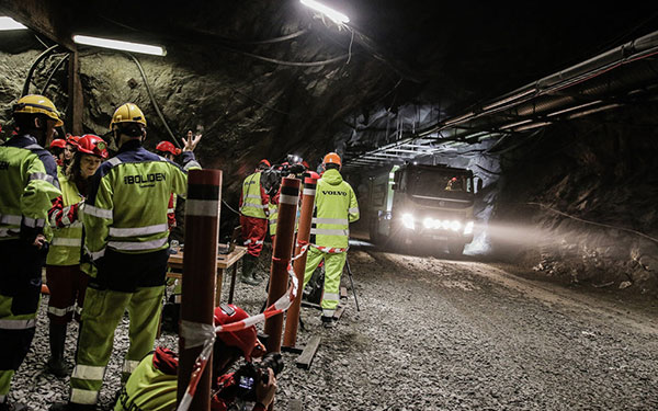 沃尔沃自动驾驶卡车在地下煤矿中进行测试