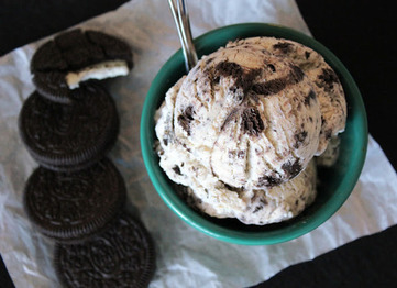 这种固态电池，只要一种材料就够了