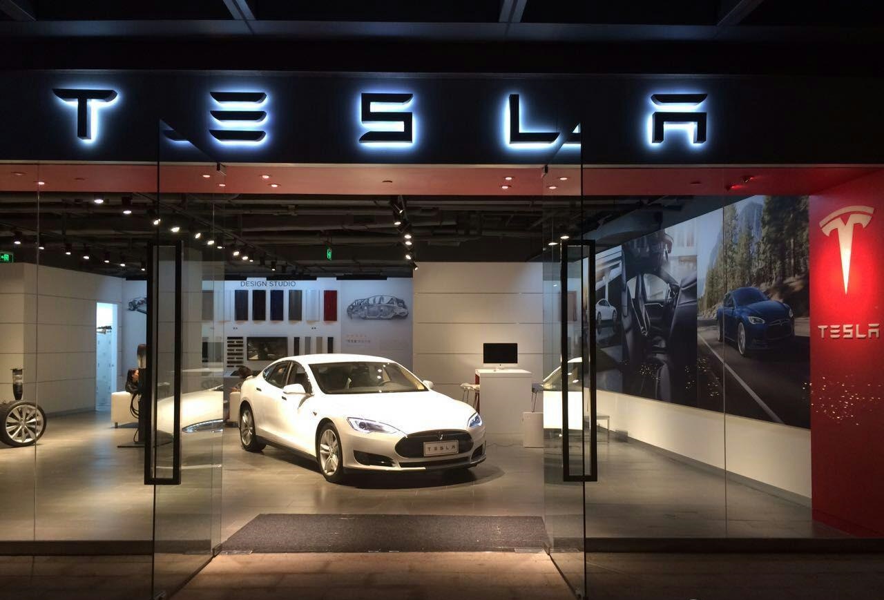 拉扯四年,终于落户上海,特斯拉是怎么算账的