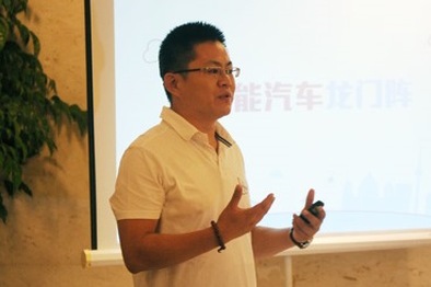 主导汽车未来的互联网基因