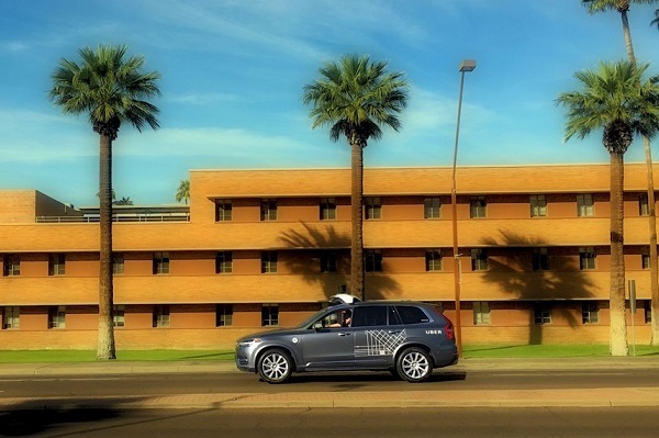 Uber在亚利桑那测试自动驾驶车