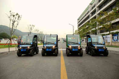 视频 | 万圣节见鬼了，这辆“南瓜车”自己会跑