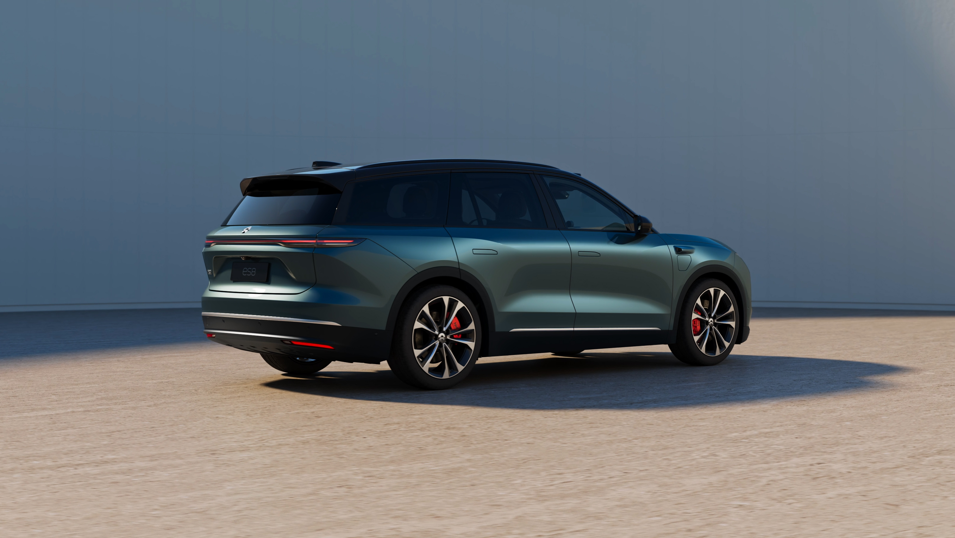 全新es8上市,蔚来的诚意需要被"看见"