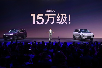 从荣威家越07的AI原生叙事，看上汽的体系化底牌