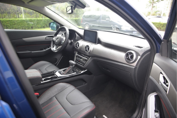 全新设计ai加持北汽新一代绅宝x55预计第三季度上市