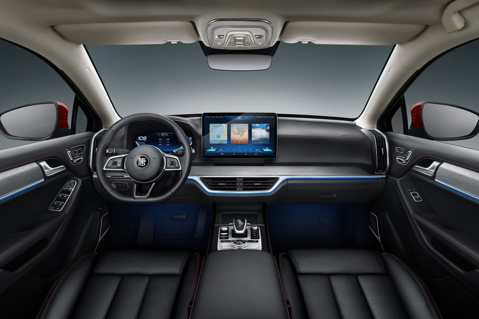 全新一代比亚迪唐内饰官图