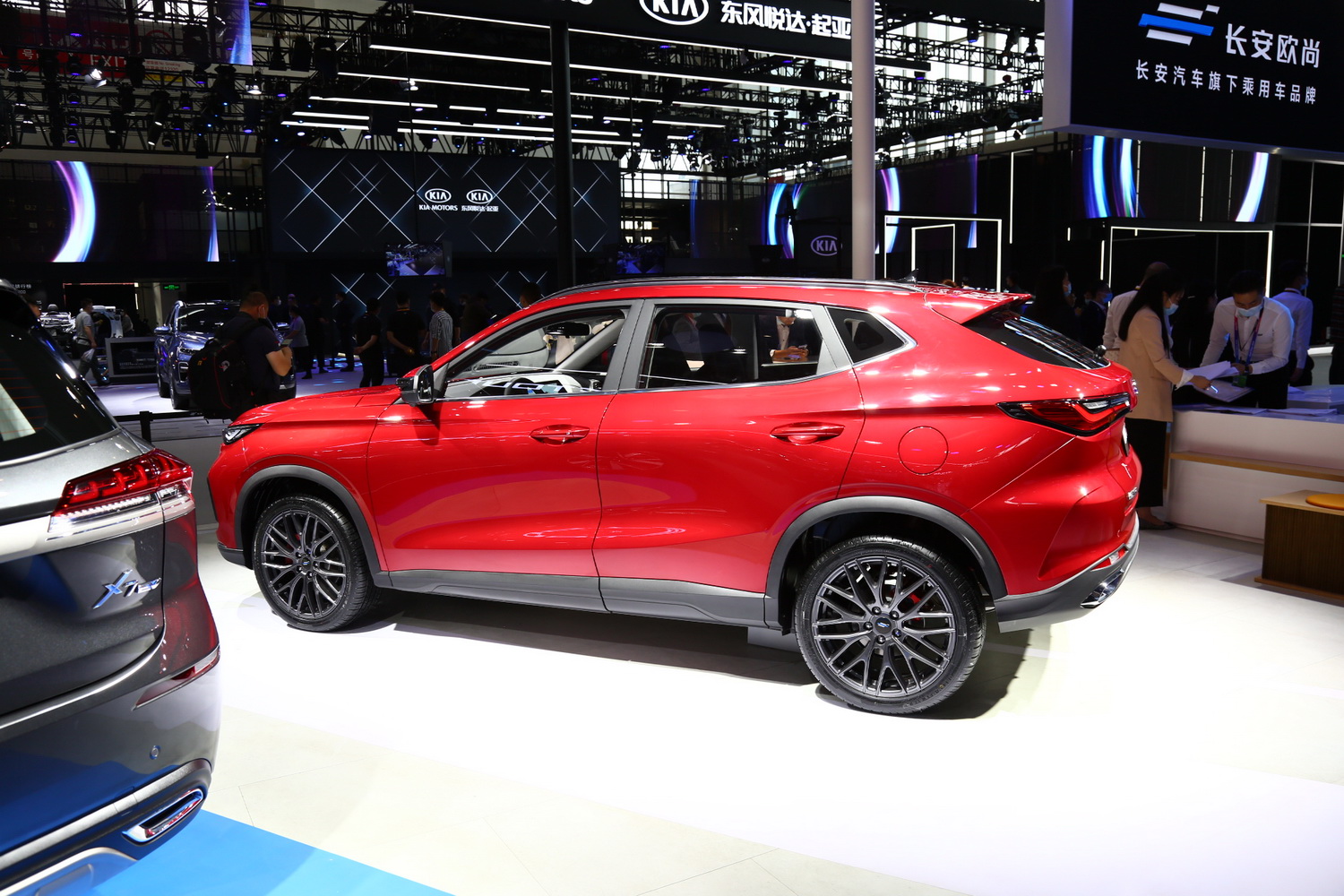 2020北京车展丨长安欧尚x5开启预定设计凸显品牌自信