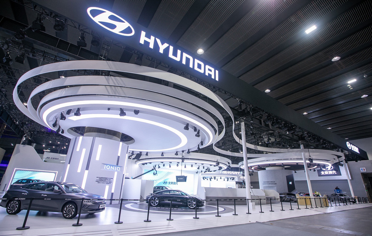 大型国际汽车展览会——2020(第十八届)广州国际车展盛大开幕