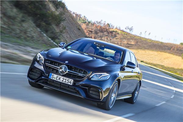 奔驰2月在华销量增四成,累计销量超美德总和