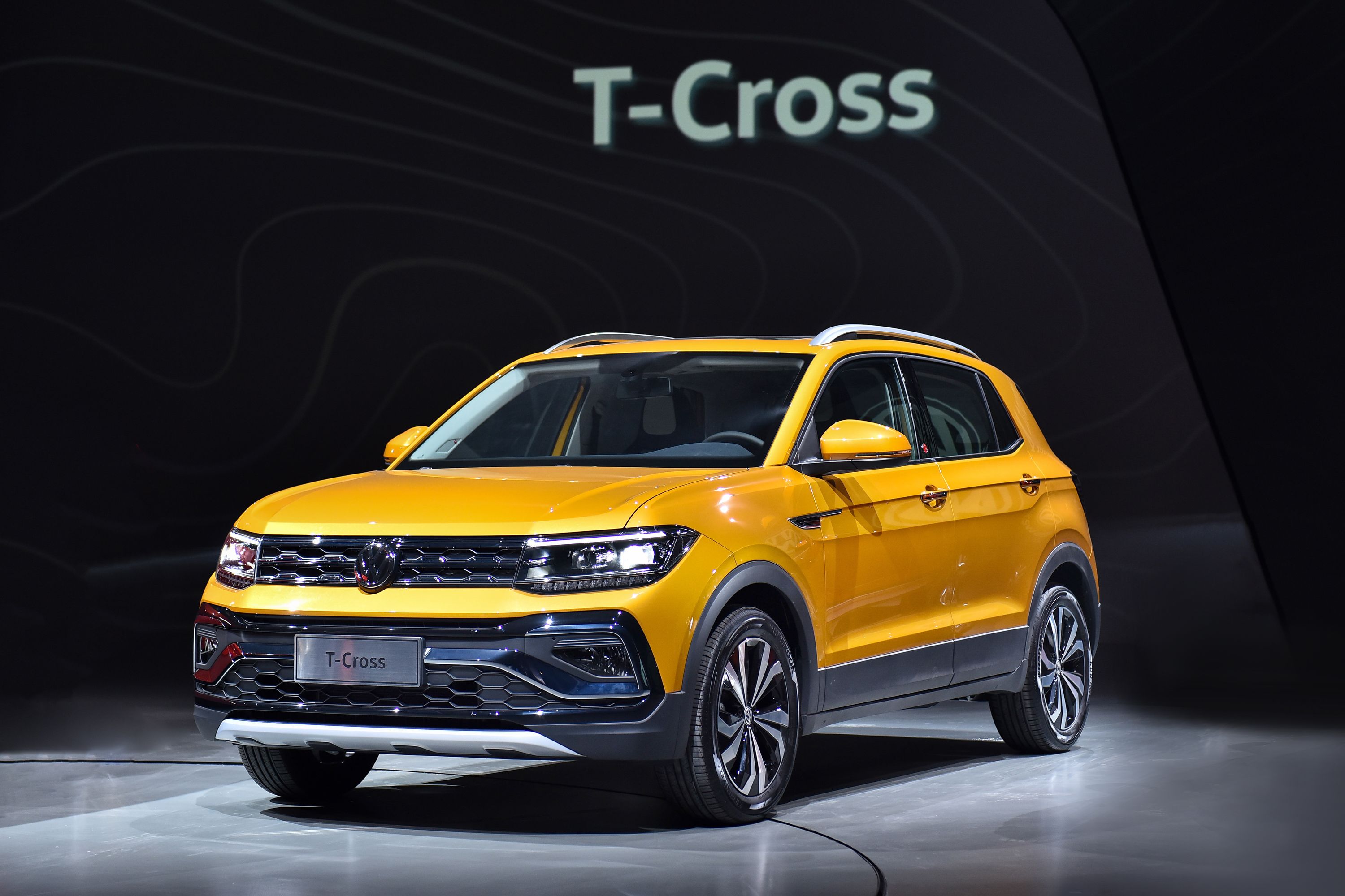 家族首款纯正suv车型,主攻中大型市场