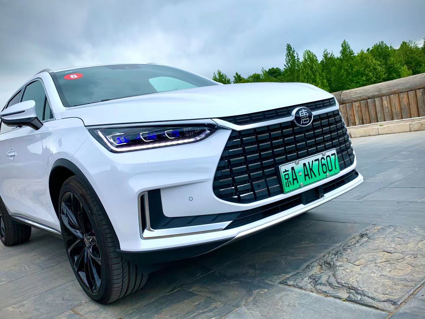 试驾2021款比亚迪唐ev佩刀旗舰