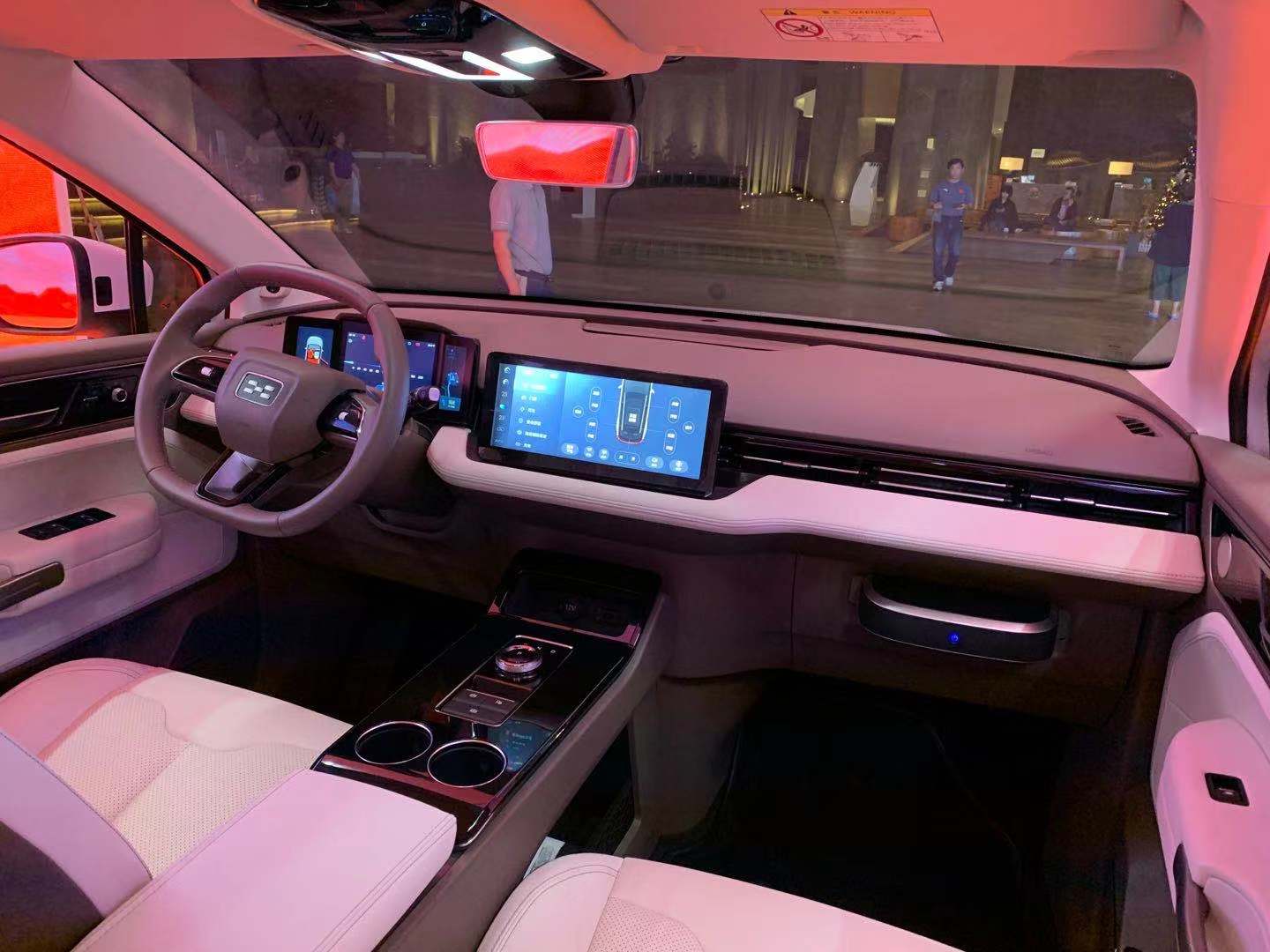 爱驰u5上市:久等,我来晚了