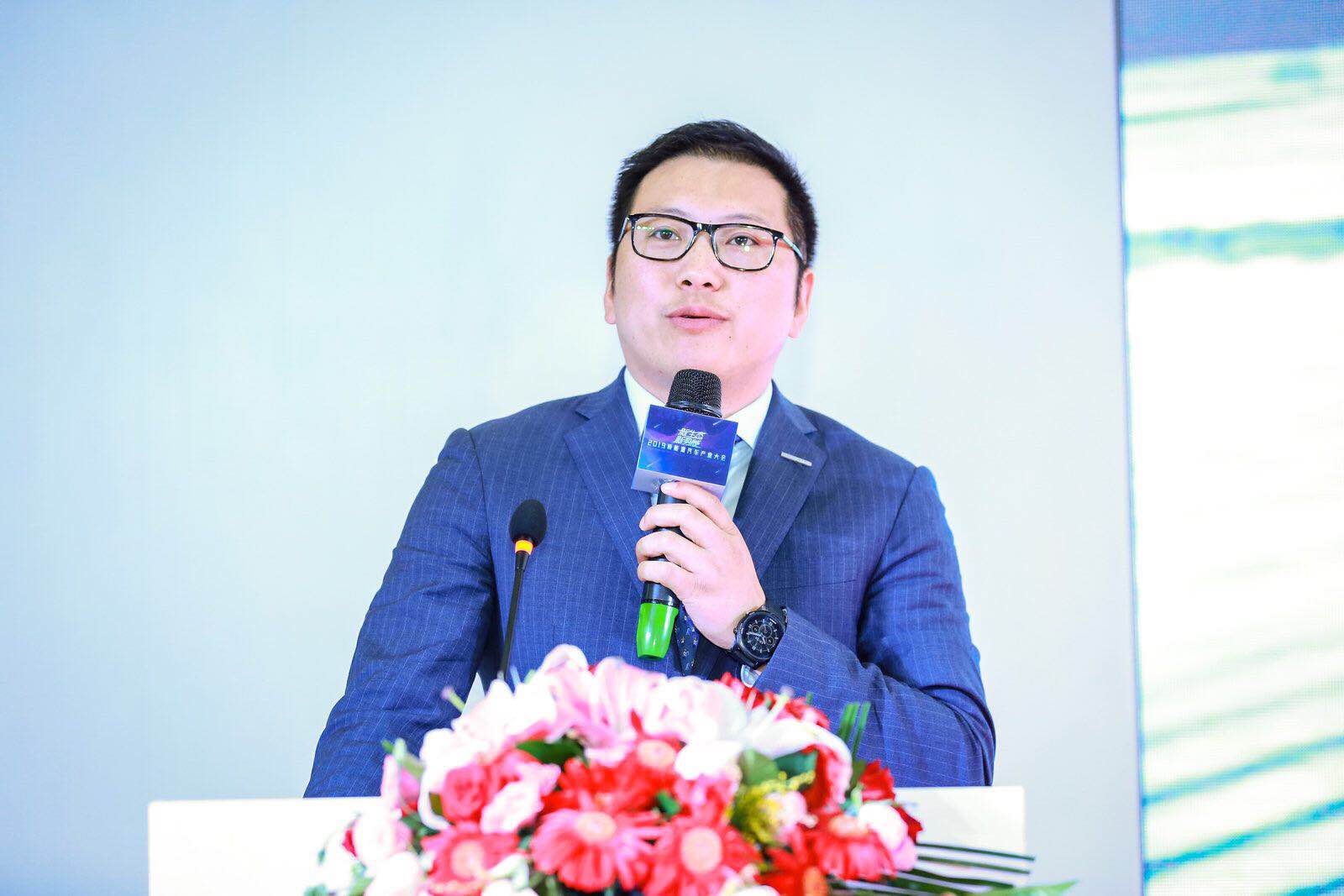 一文看透新能源产业应对后补贴时代智能充电的前景氢能汽车该如何做