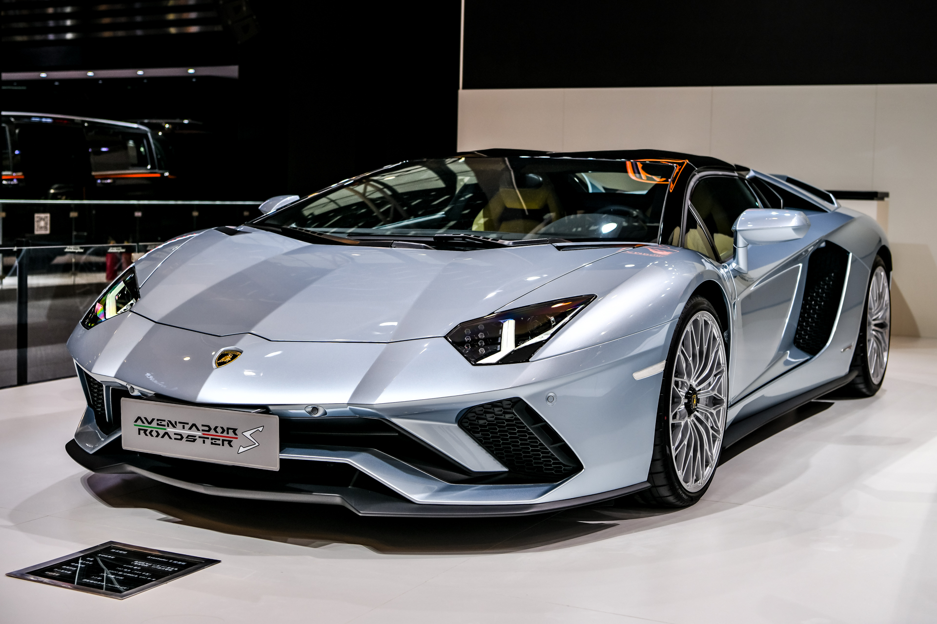 aventador svj 63 全新一代兰博基尼v12旗舰车型