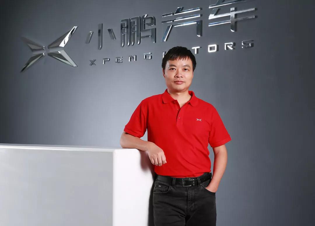 8月15日晚,小鹏汽车在广州塔举办品牌日活动,小鹏汽车董事长何小鹏