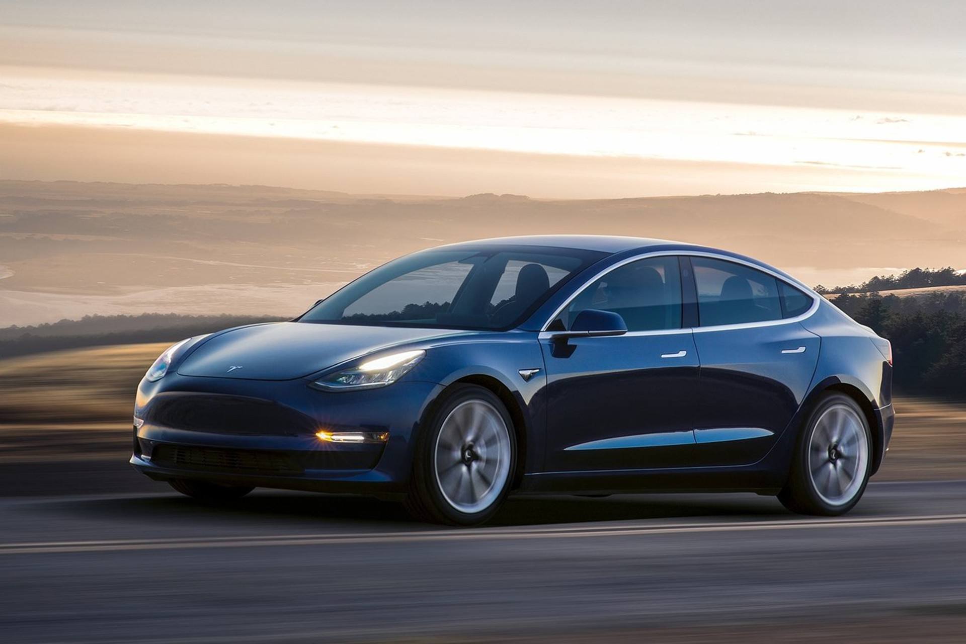 传特斯拉加州弗里蒙特工厂正在计划复产