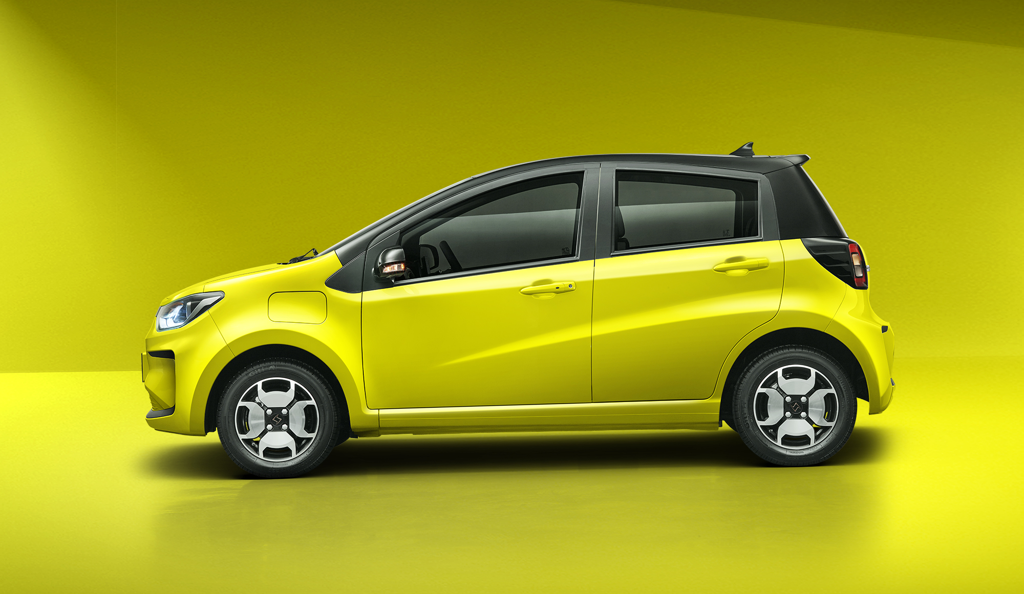 思皓e10x上市399万起剑指宏光miniev