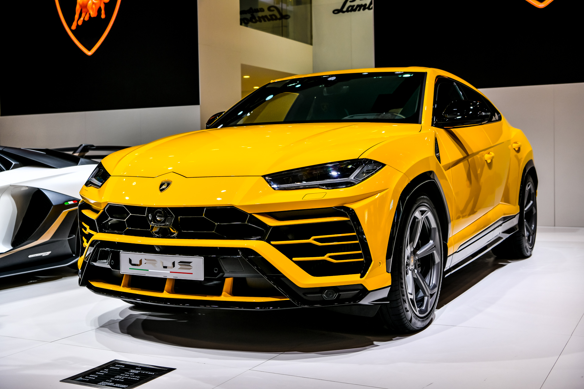 aventador svj 63 全新一代兰博基尼v12旗舰车型