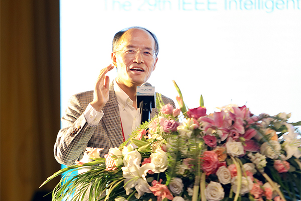 中科院自动化研究所王飞跃教授