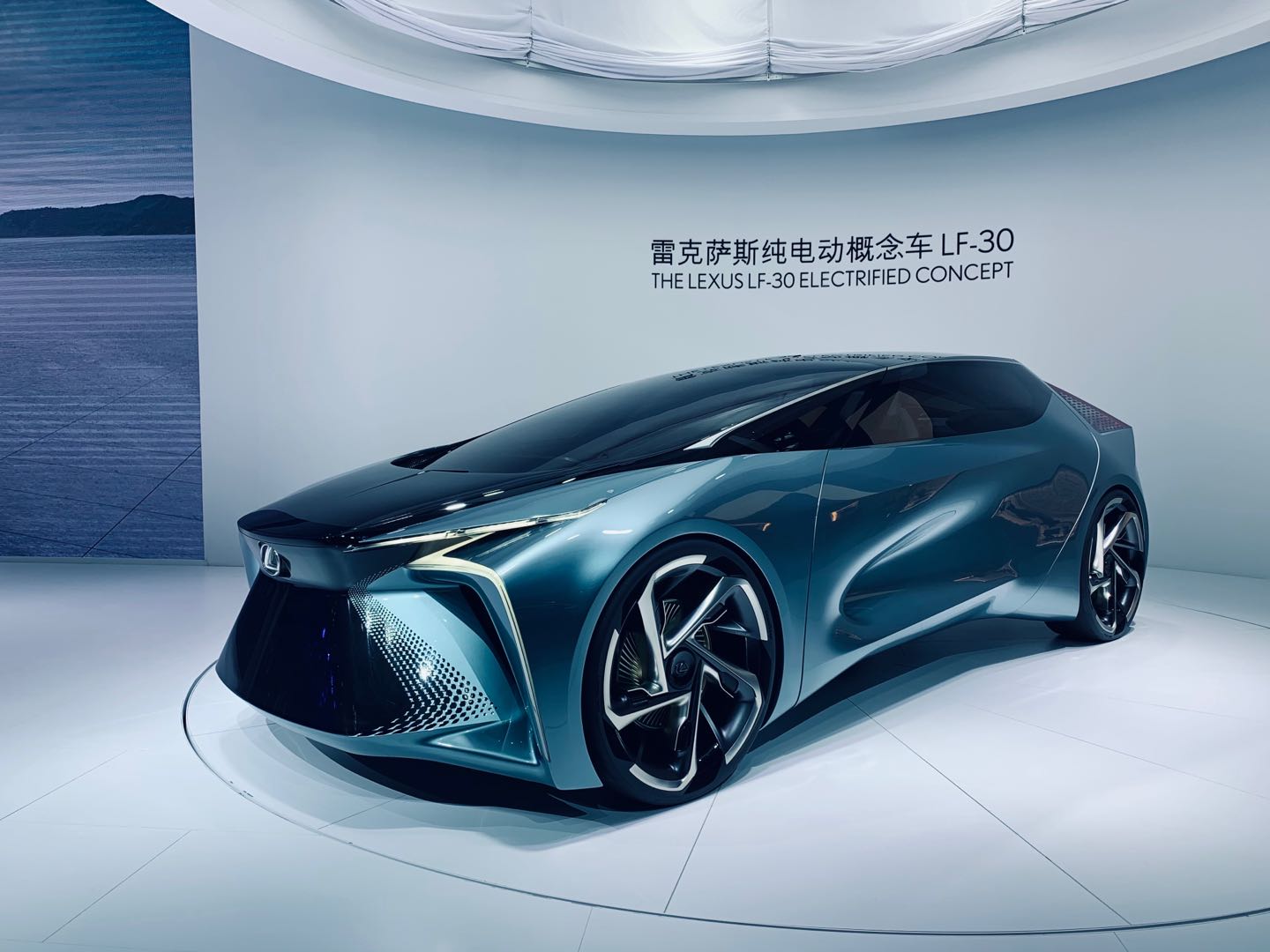 2020北京车展丨雷克萨斯纯电动概念车lf-30:电气化时代的情感温度