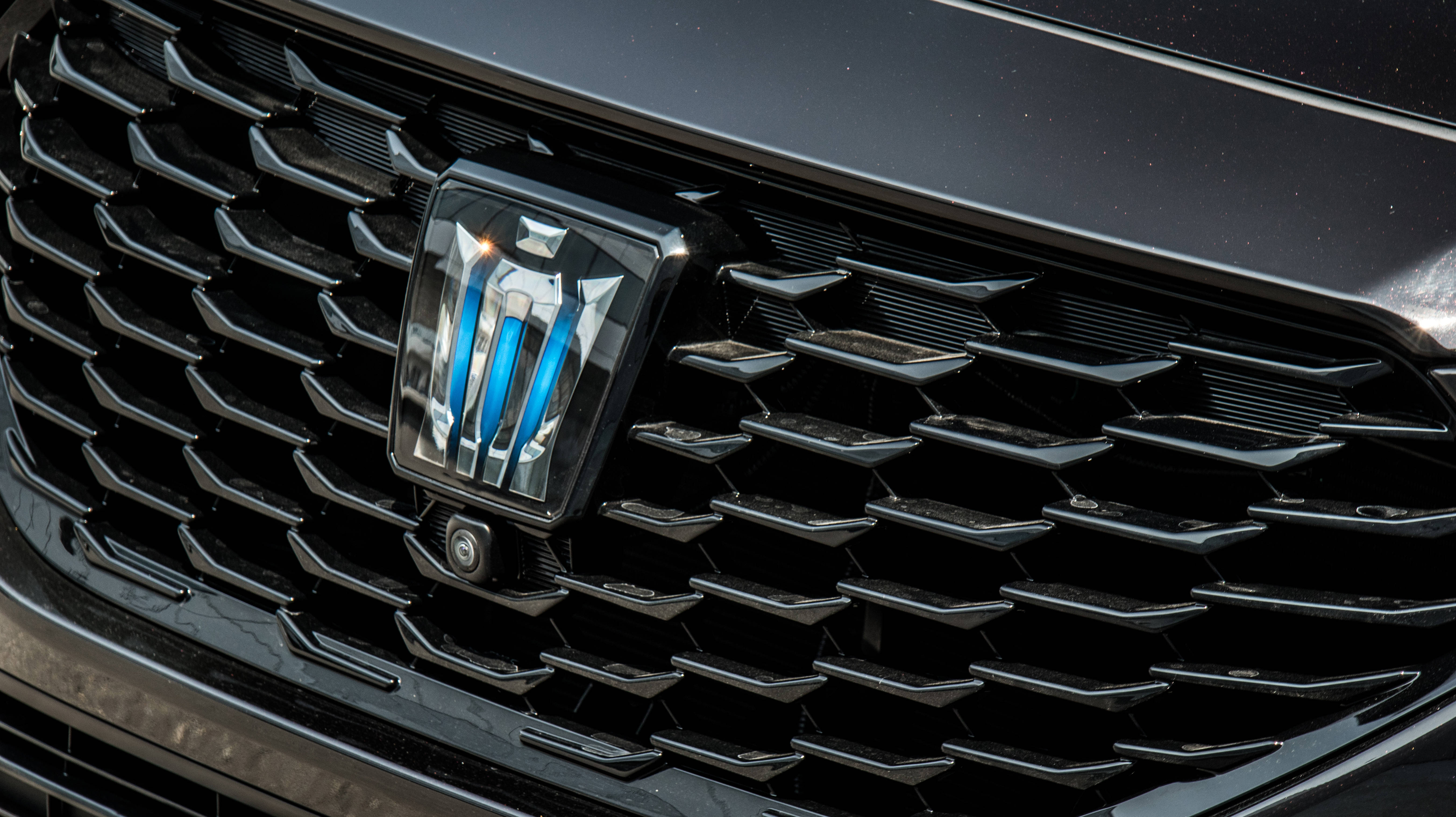 丰田皇冠陆放:品牌新生带来怎样的惊喜?