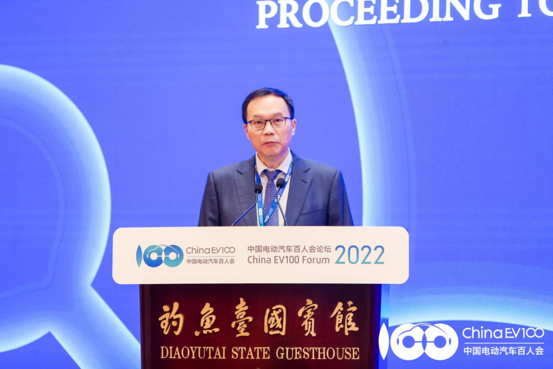 黄学农我国新能源发电量已突破了1万亿度