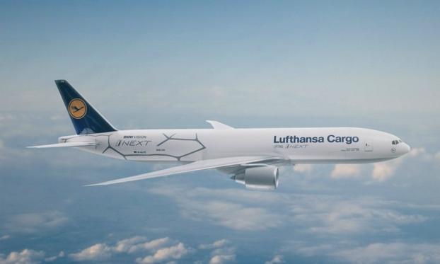 宝马租飞机展示inext自动驾驶电动车