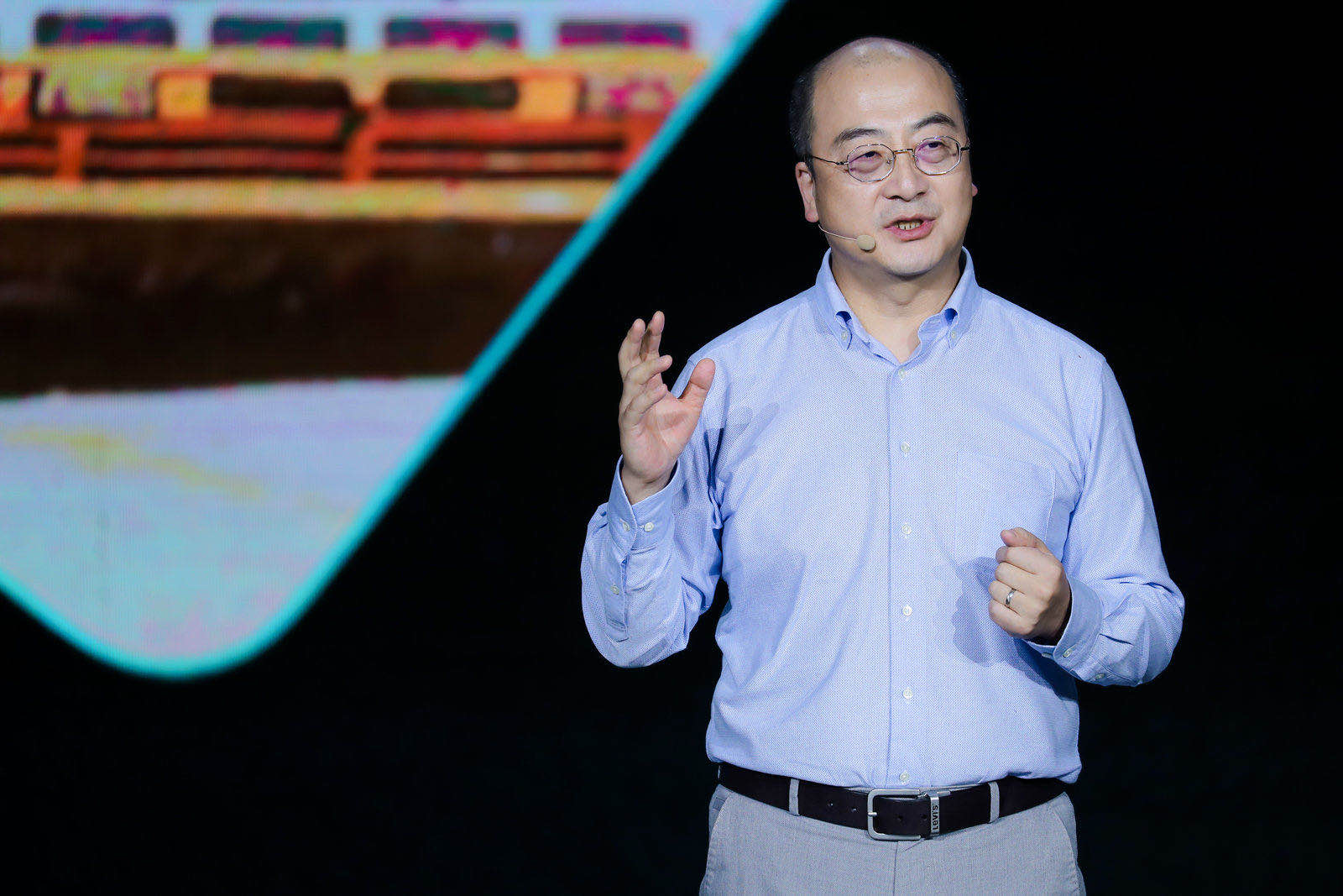 爱驰汽车联合创始人兼总裁 付强