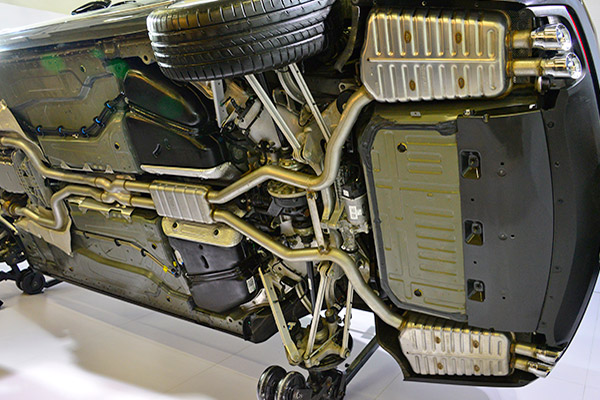 试驾凯迪拉克ct6大块头也能玩转操控