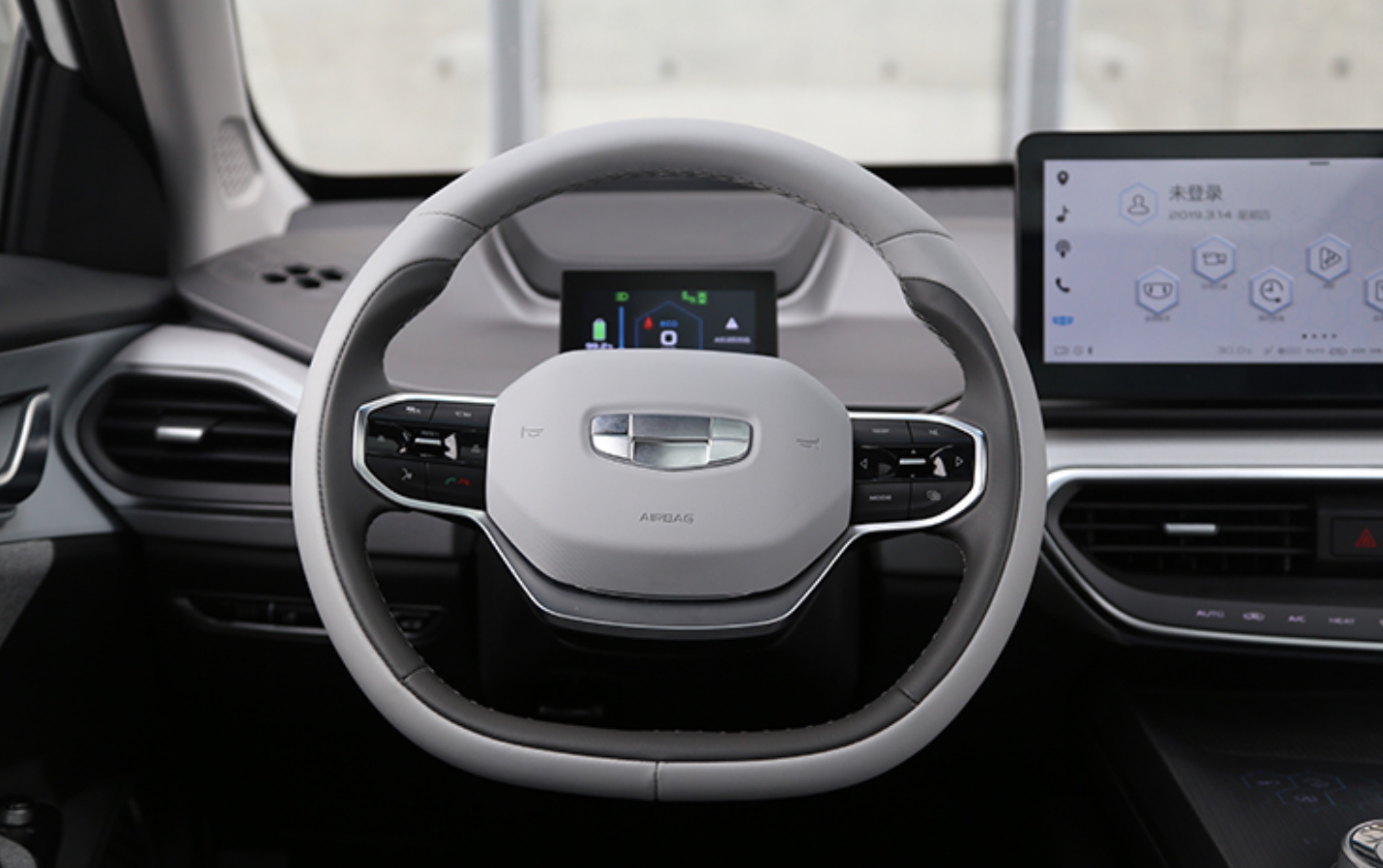 静态体验几何a吉利全新纯电动车强在哪