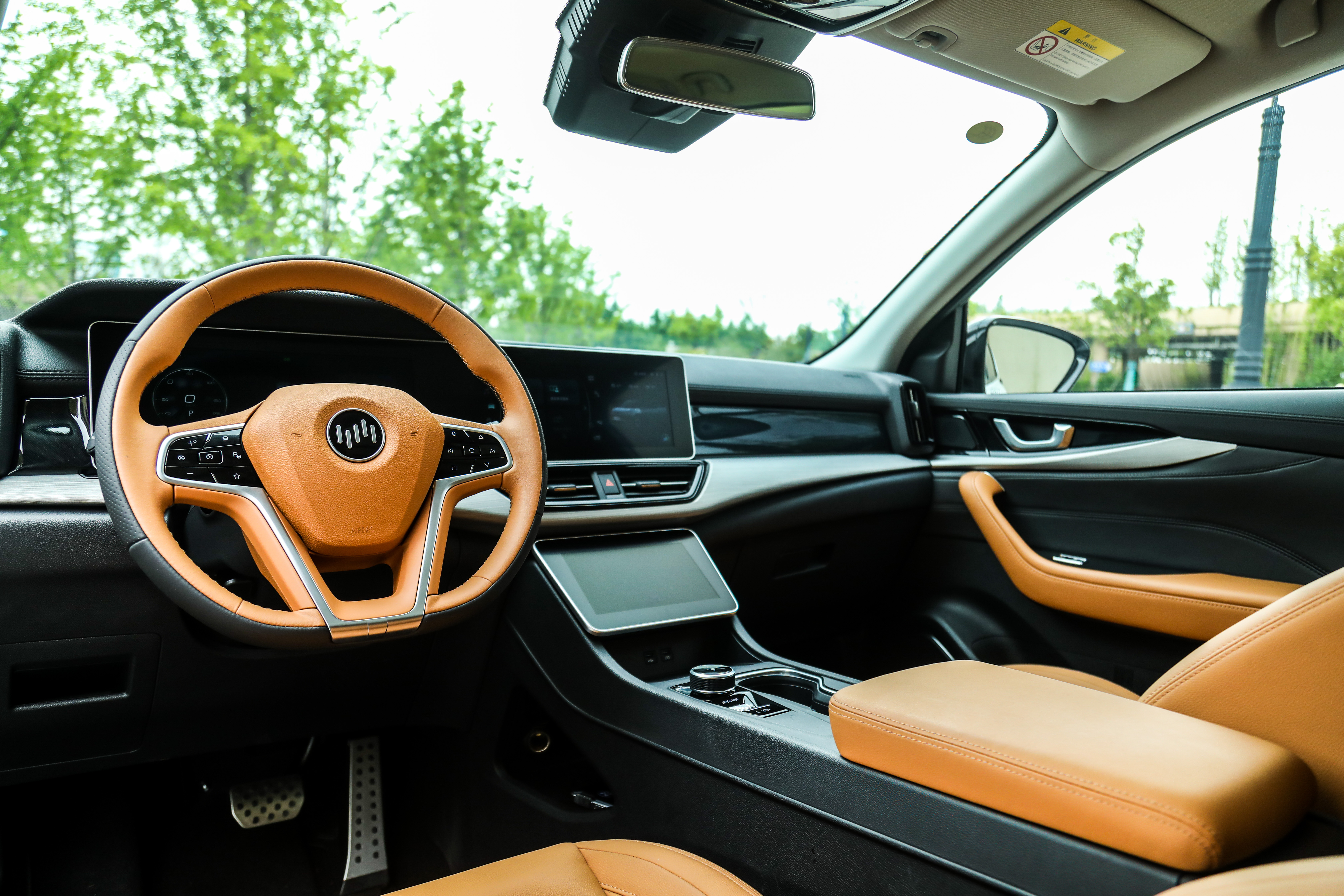 科技测测看丨威马w6的"放手一泊" 能否追上蔚小理